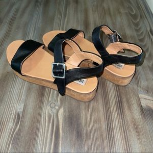 Steve Madden sandals